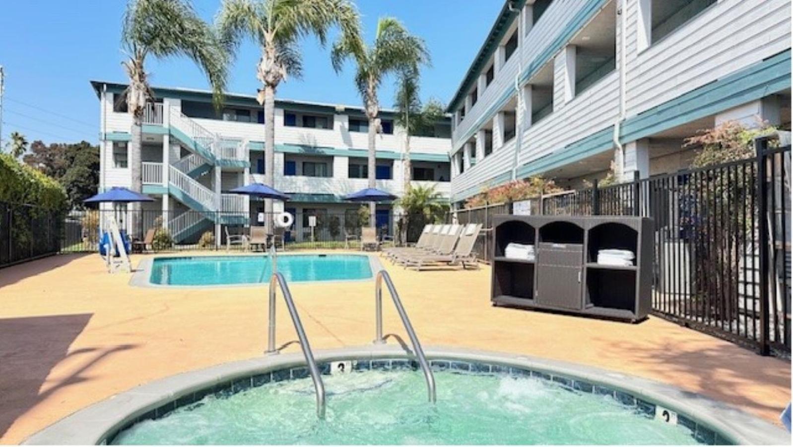 Heritage Inn San Diego Exterior photo